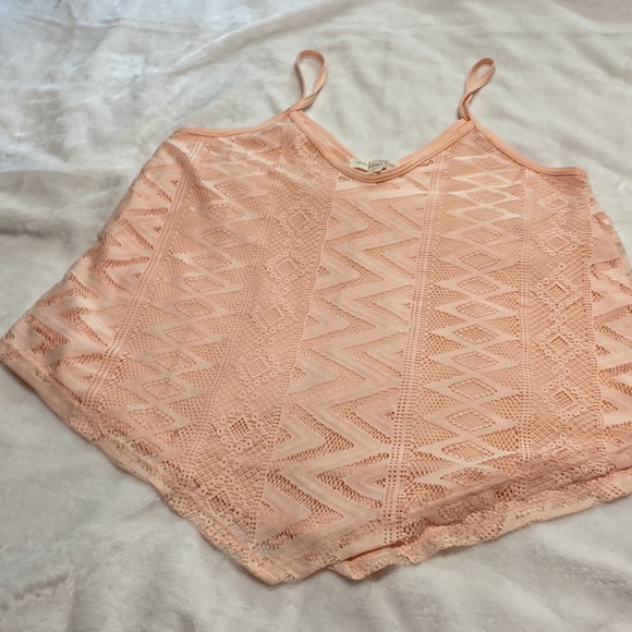 NWOT small blouse - Picture 2 of 6